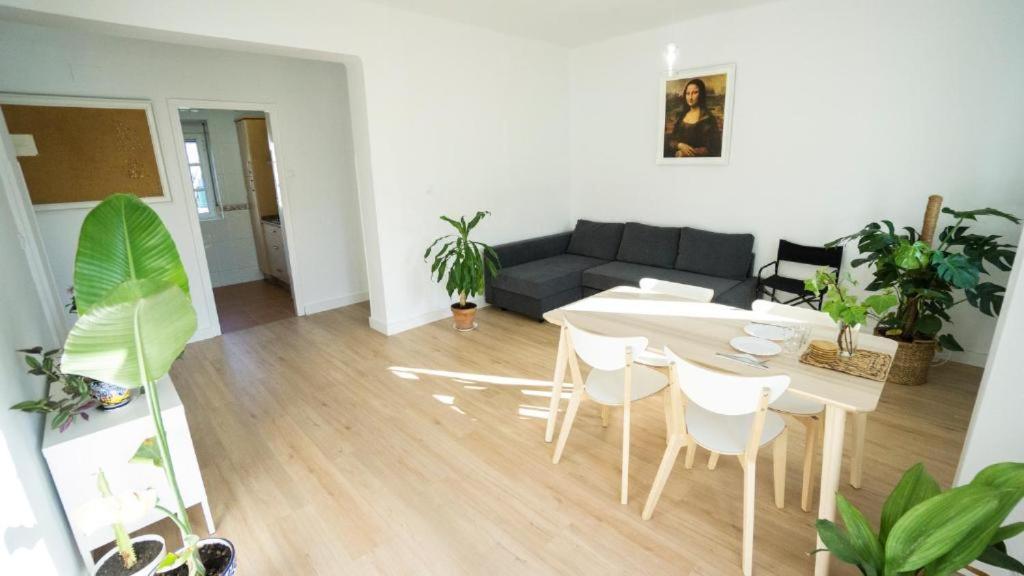 Rentalsevilla Casa Viva Triana Exteriör bild